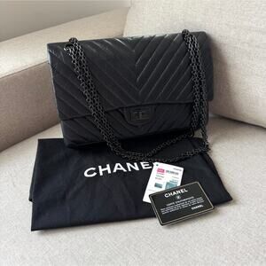 CHANEL 2.55 So Black Reissue Aged Calfskin Quilted Chevron Chain Flap Bag 226